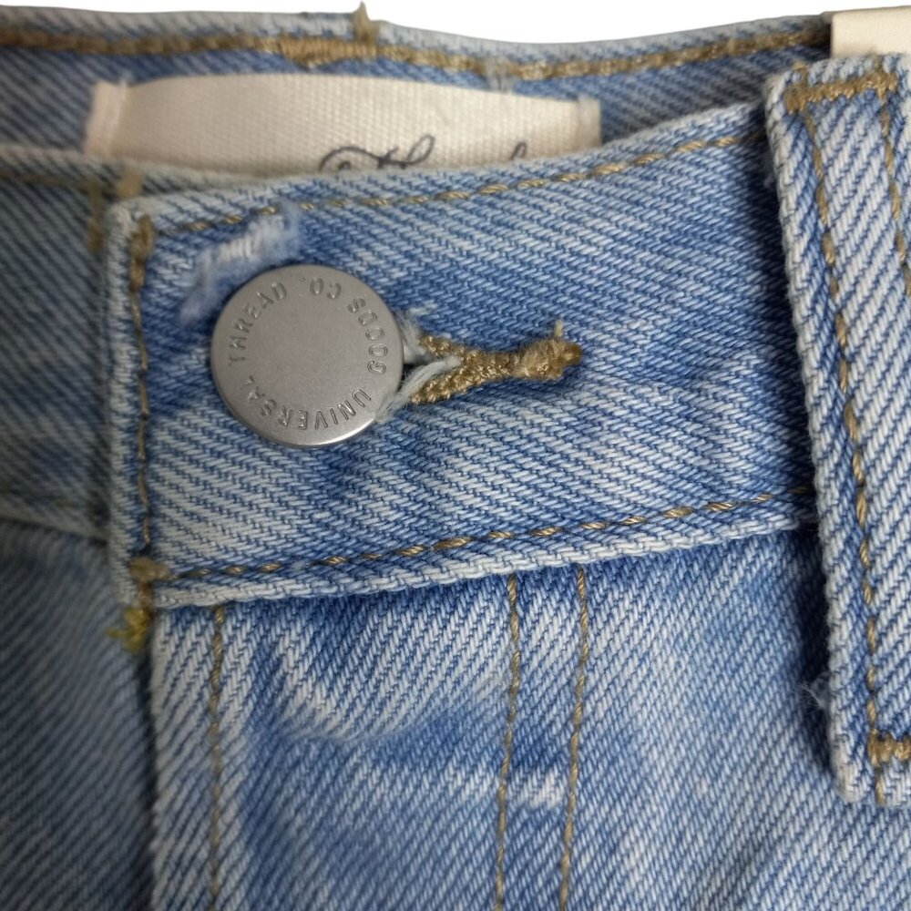 Universal Thread Size 6 Shorts Womens Light Wash Denim Jean Recycled Cotton NEW - Picture 3 of 10